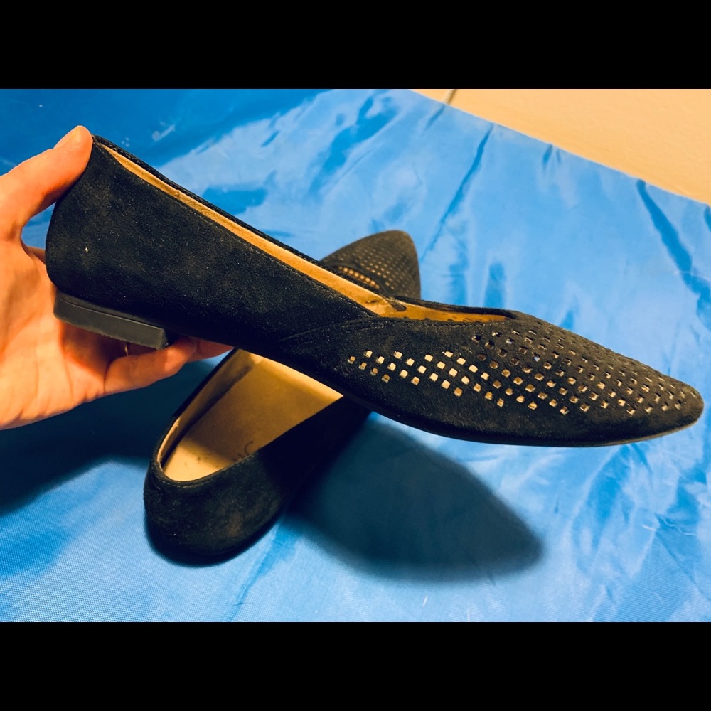 Vionic Posey Flat in Black